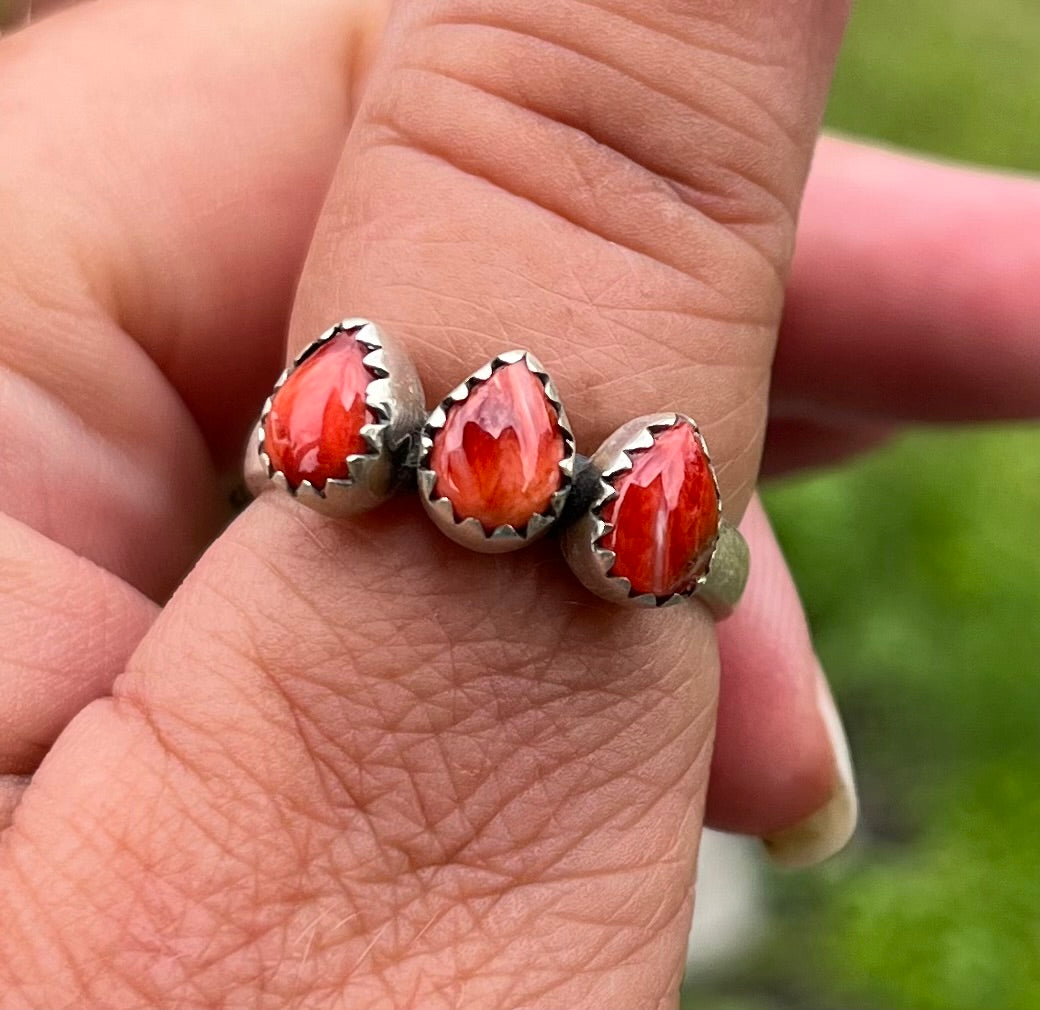 Red Spiny Oyster Ring
