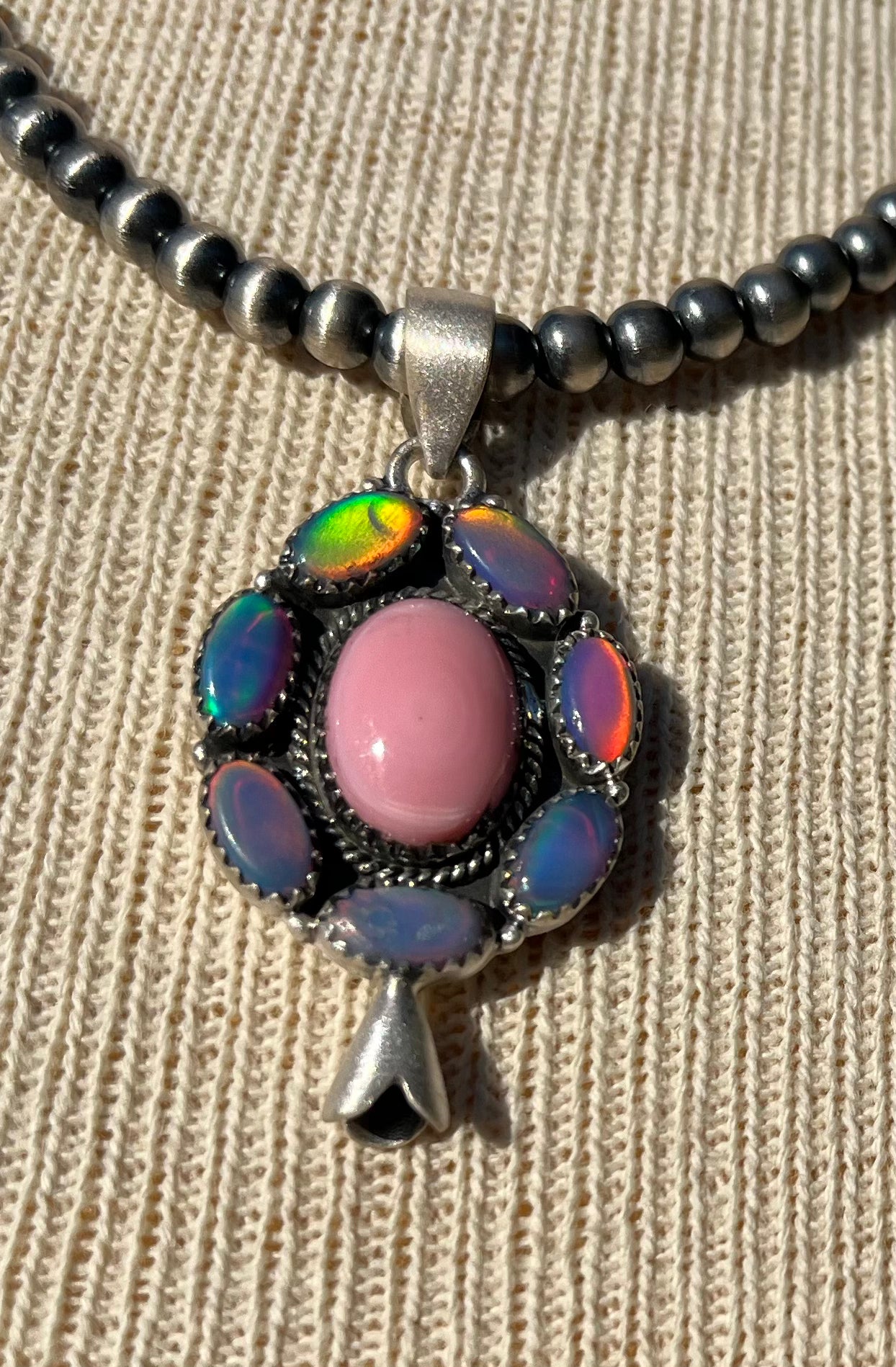 Balloon Opal/Pink Conch Pendant